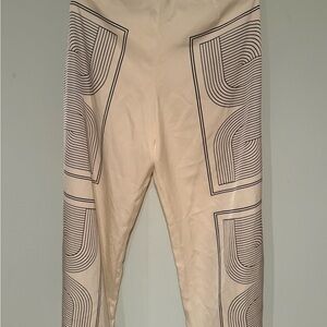 H&M Cream Leggings with Black Geometric Design